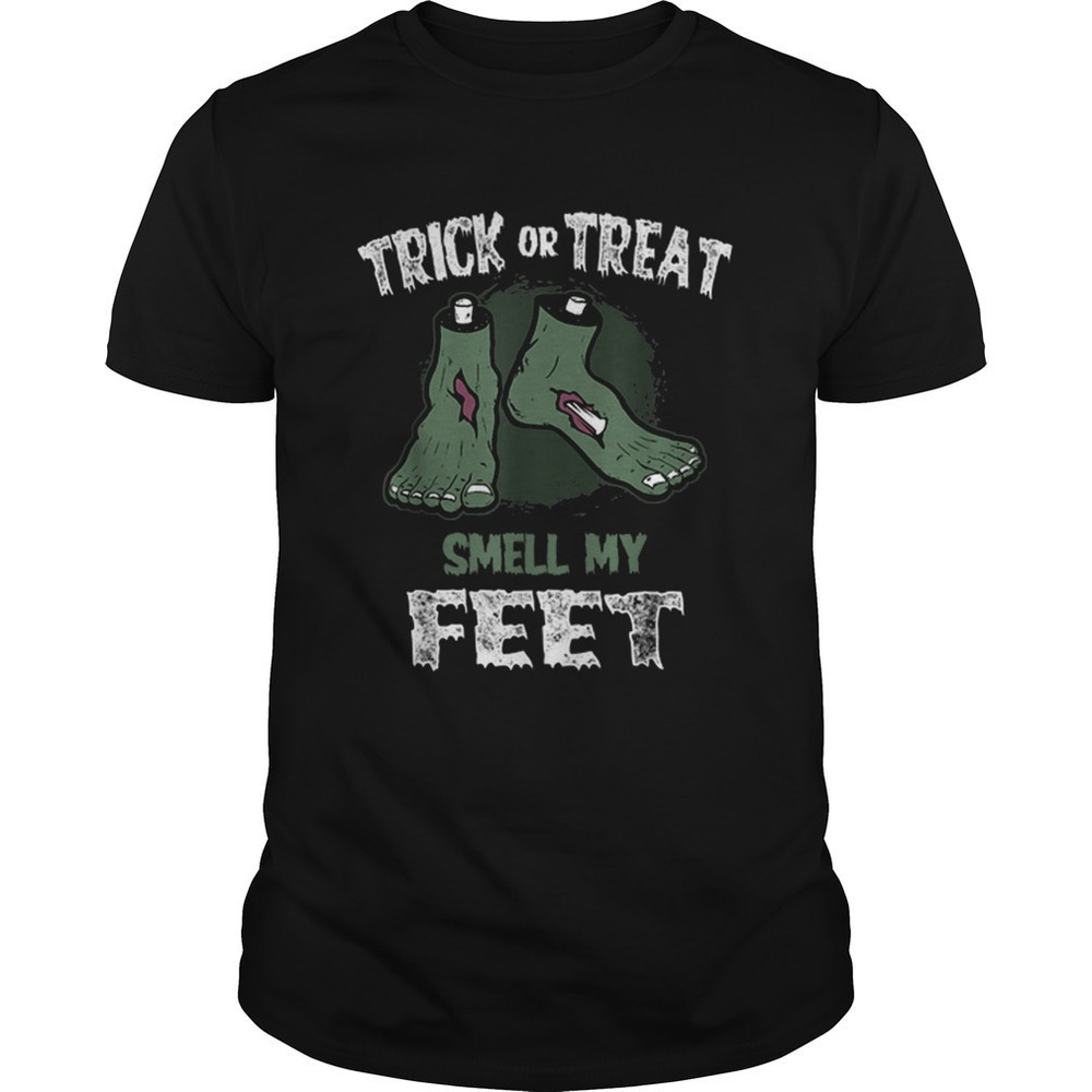 Zombie Smell My Feet Halloween Horror Funny Graphic T-Shirt